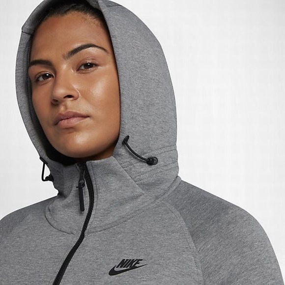 Nike Sportswear Tech Fleece Full Zip Plus Size - Picture 2 of 5